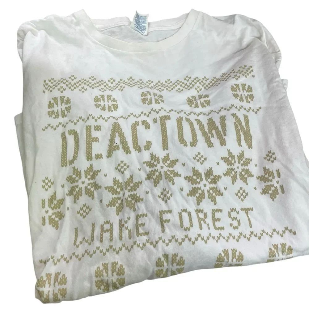 Delta Wake Forest Demon Deacon White and Gold Graphic T-Shirt size XL